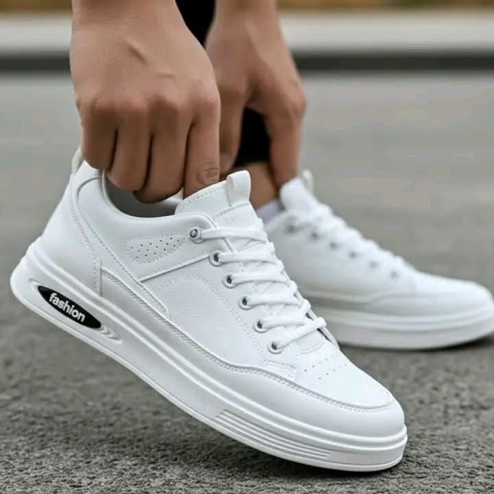 حذاء رياضي أنيق